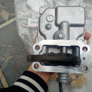 Hộp điều khiển cài cầu Toyota Hilux