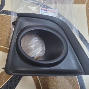 Ốp đèn gầm Toyota Altis