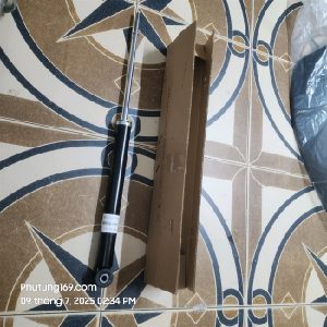 Giảm xóc sau Toyota Aygo