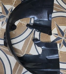 Lòng dè trước Cruze